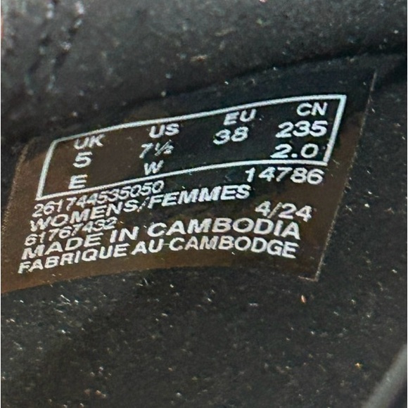 🖤NWT! CLARKS! TIKTOK TRENDING! BLACK PATENT LOAFERS! “WESTLYNN AYLA” 🖤 - Picture 12 of 16